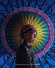 umbrela paper craftsmen_ photographytour_indonesia_central java_javaphototrip_dhikyaditya_4